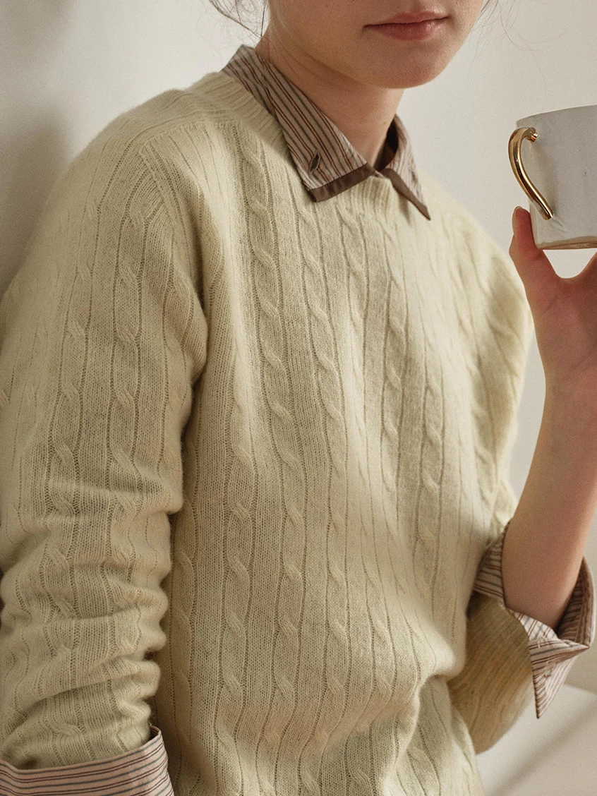 Shay Cable-Knit Lightweight Wool-Cashmere Sweater