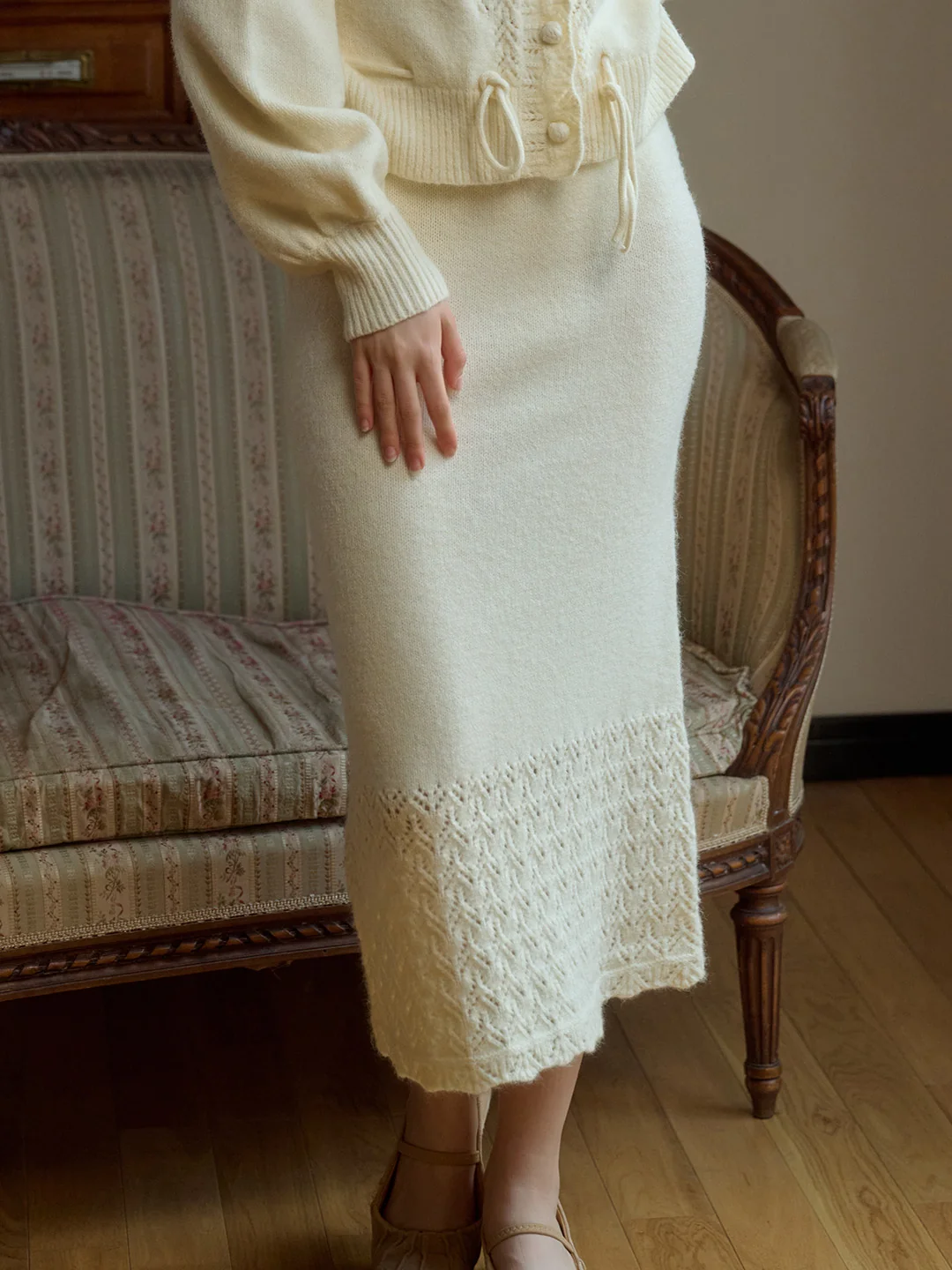 【Final Sale】Charley Cutout Crocheted Hem Skirt
