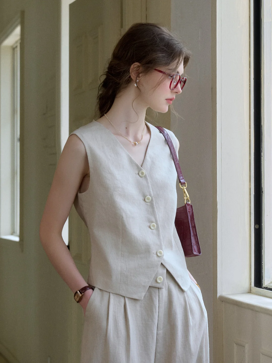 Max V-Neck 100% Ramie Vest