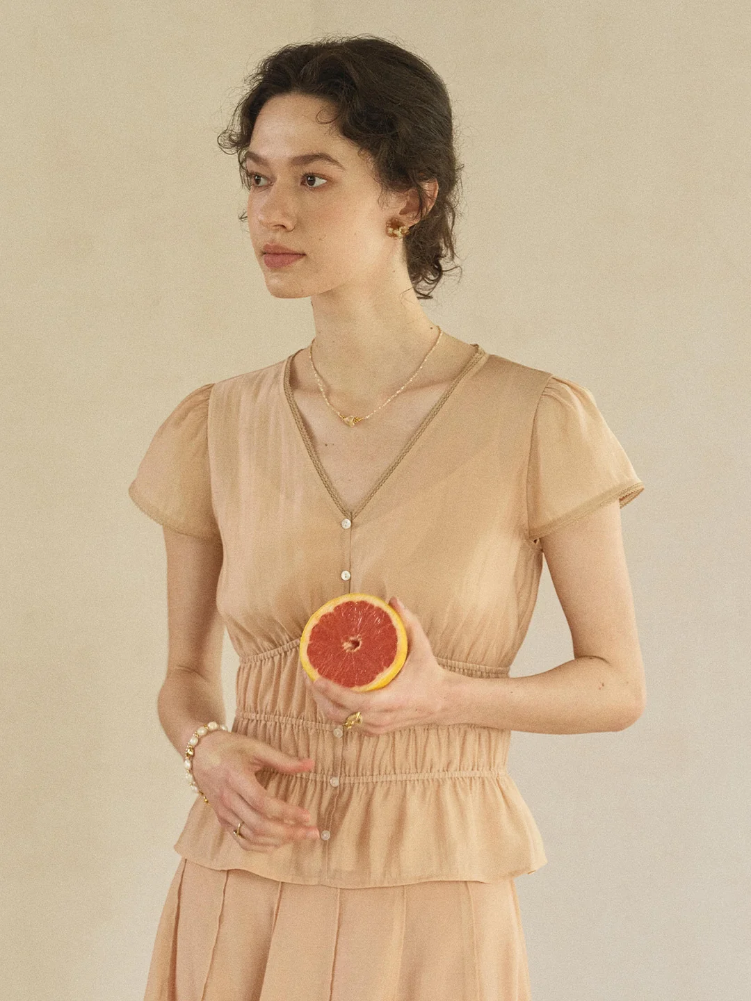 Amelia V-Neck Light Lyocell Blouse