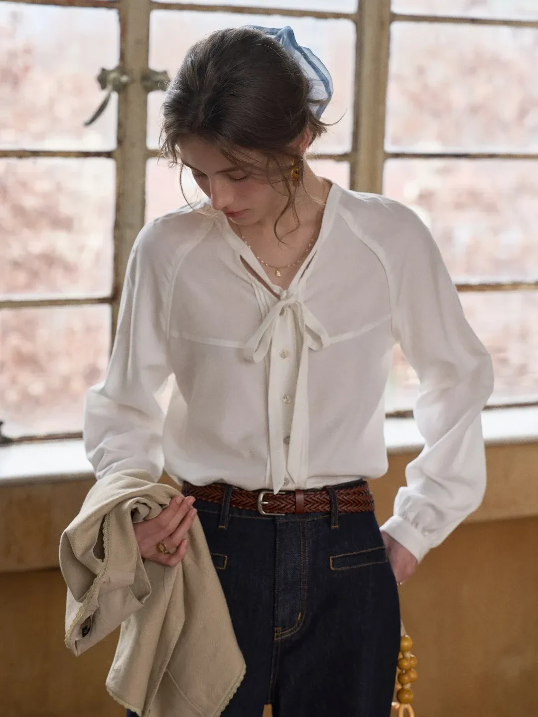 【Final Sale】Saoirse Tie Collar Linen Blouse