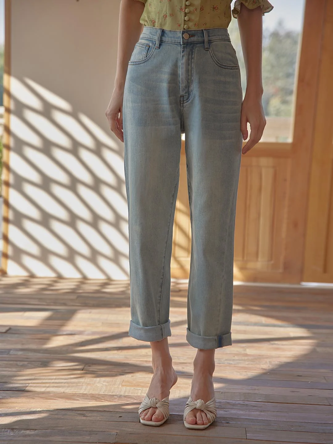 【Final Sale】Gemma High-Waisted Jeans - Light Blue