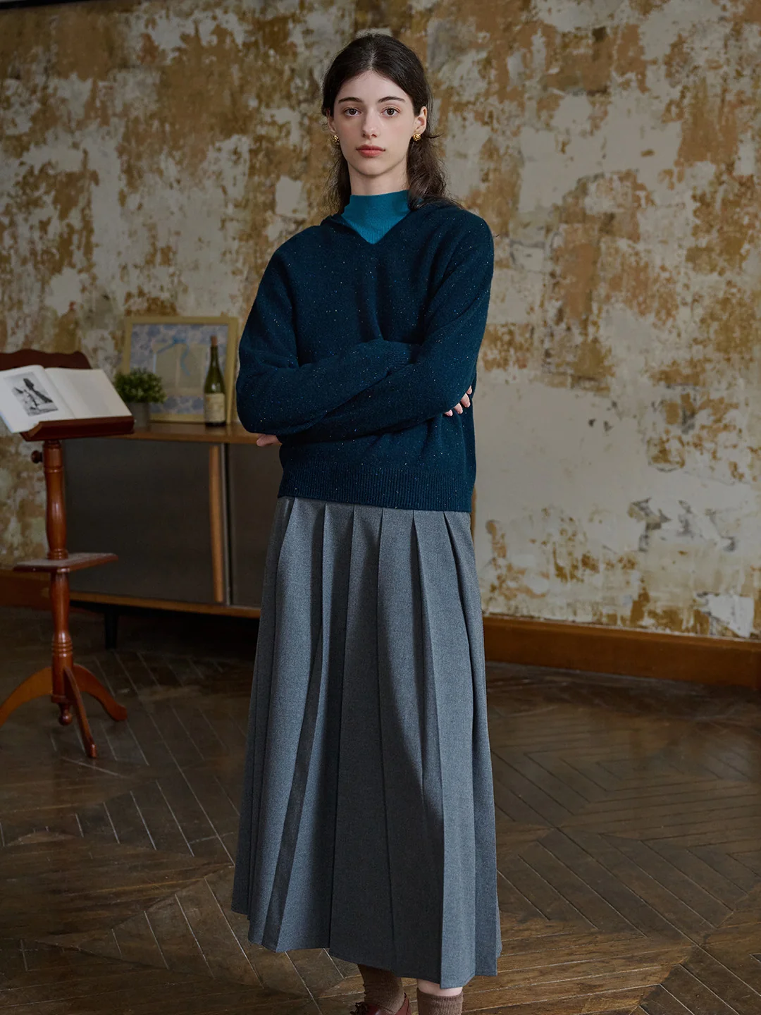 Linda Versatile Silhouette A-line Pleats Skirt