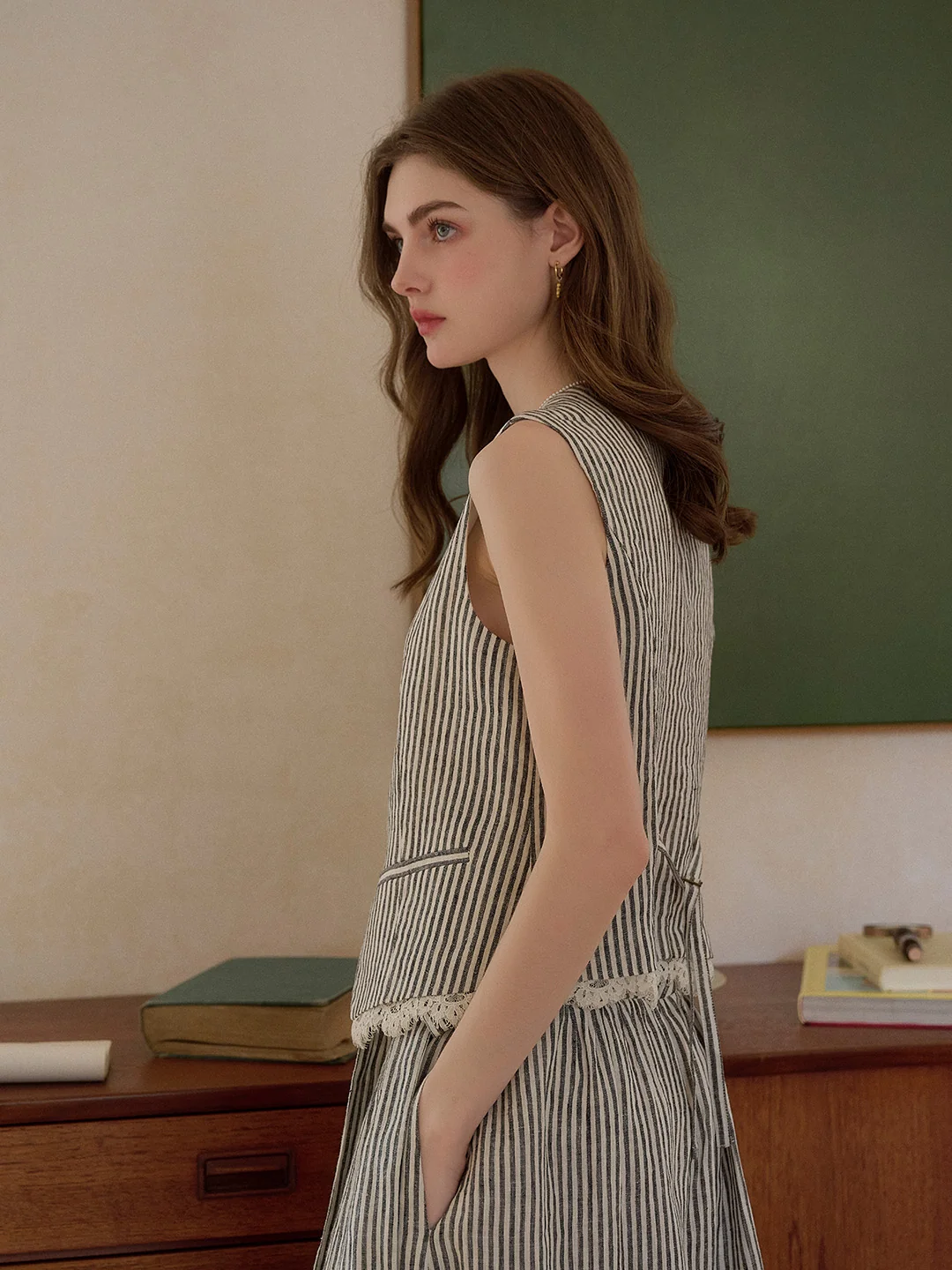 Sofia Round Neck Stripe 100% Linen Vest