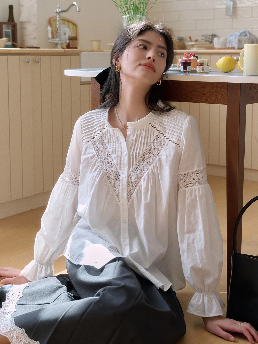 Mabel Round Neck Lace Hollow Blouse