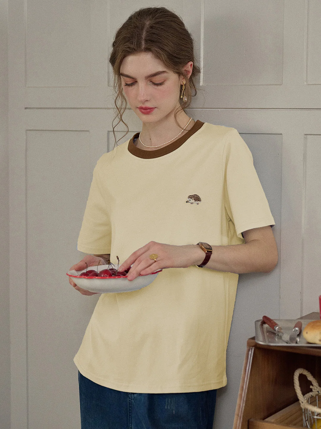 【Final Sale】Reya Simple Round Neck Contrasting Embroidery Cotton Top - Yellow