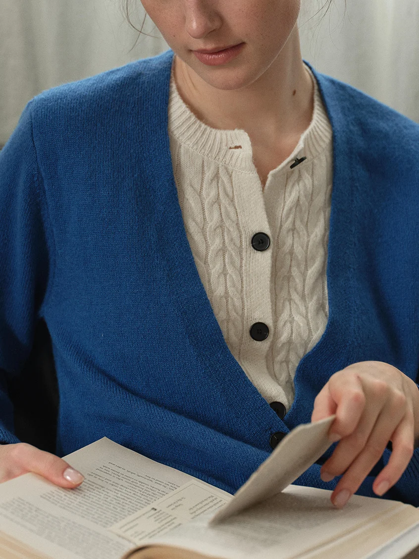 Ainhoa 100%Wool Drop Shoulder Versatile Cardigan