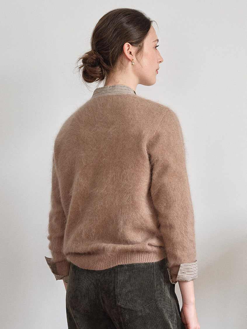 Alaiya V-Neck Lustrous Wool-Silk-Cashmere Sweater