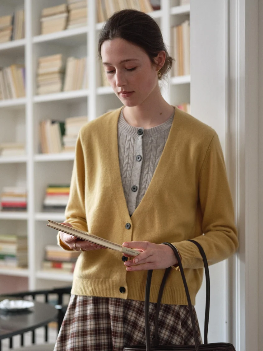 Ainhoa 100%Wool Drop Shoulder Versatile Cardigan