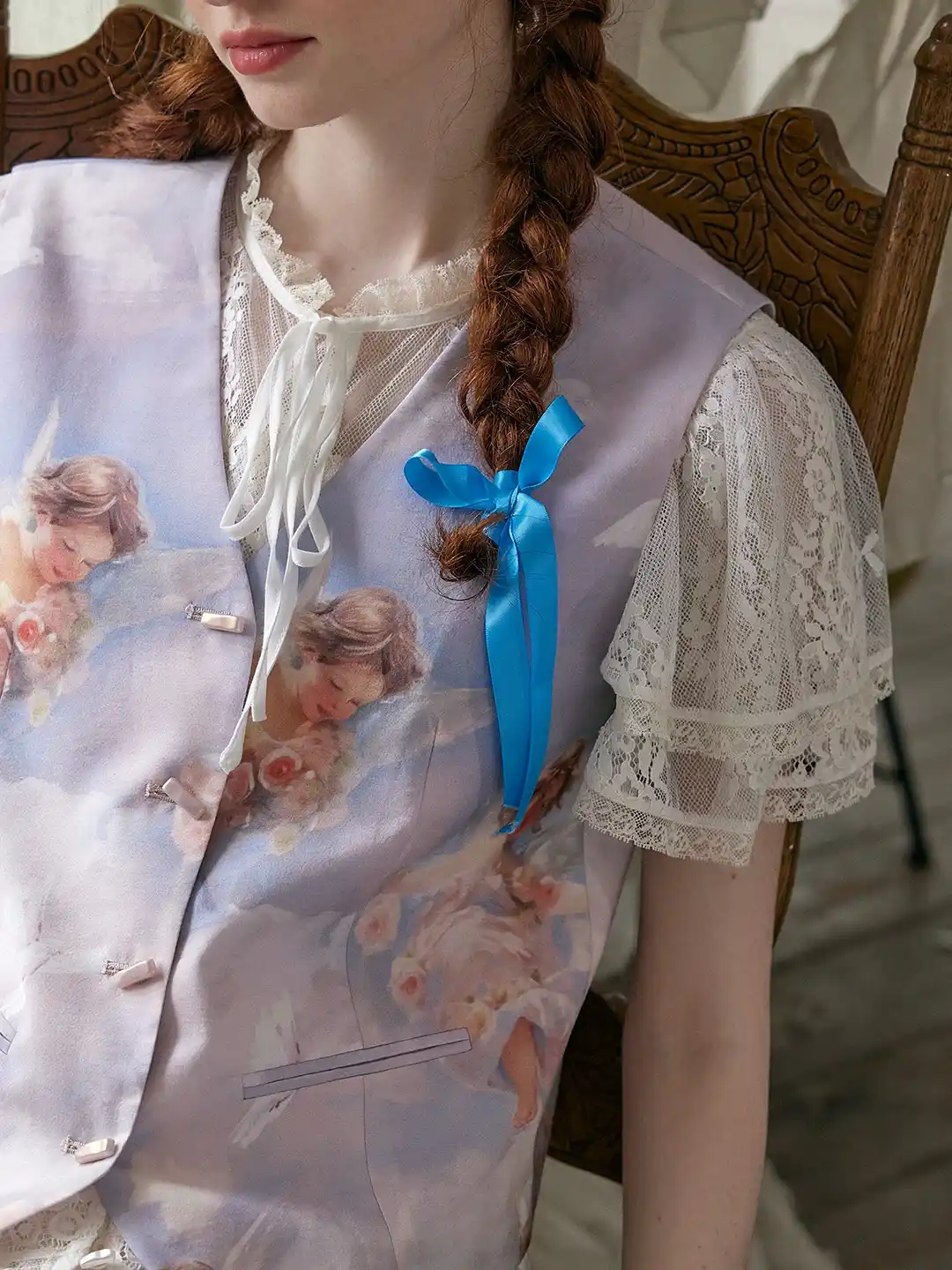 【Final Sale】Cupid V-Neck Printed Vest