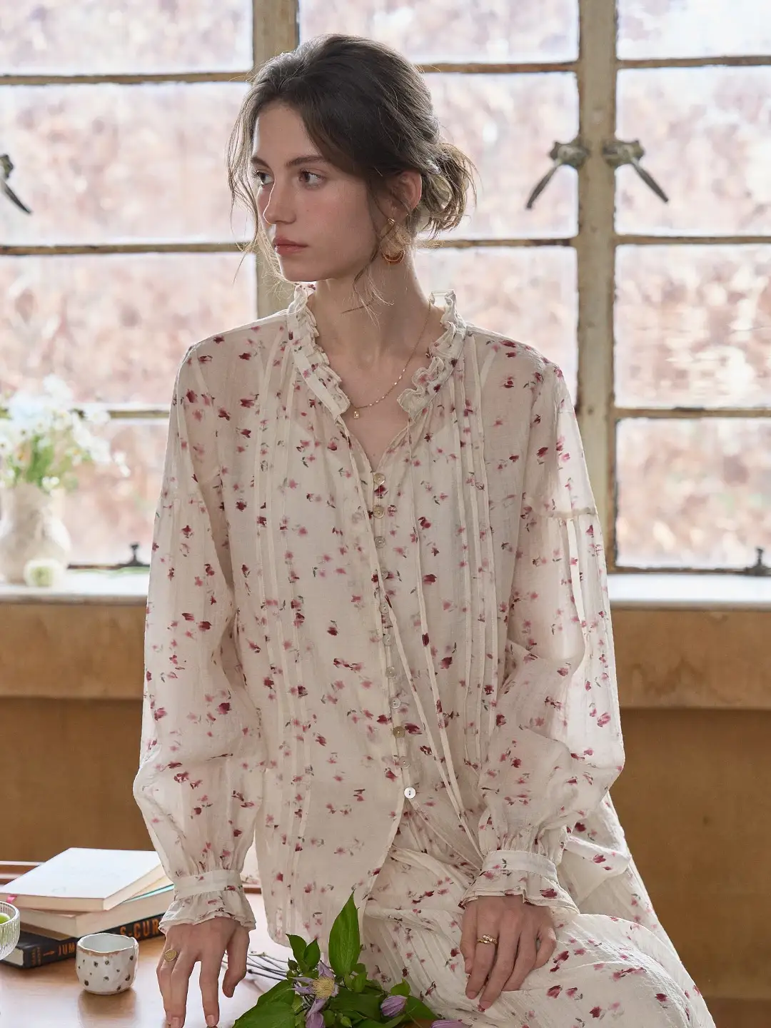 Layne Lace Collar Floral Blouse