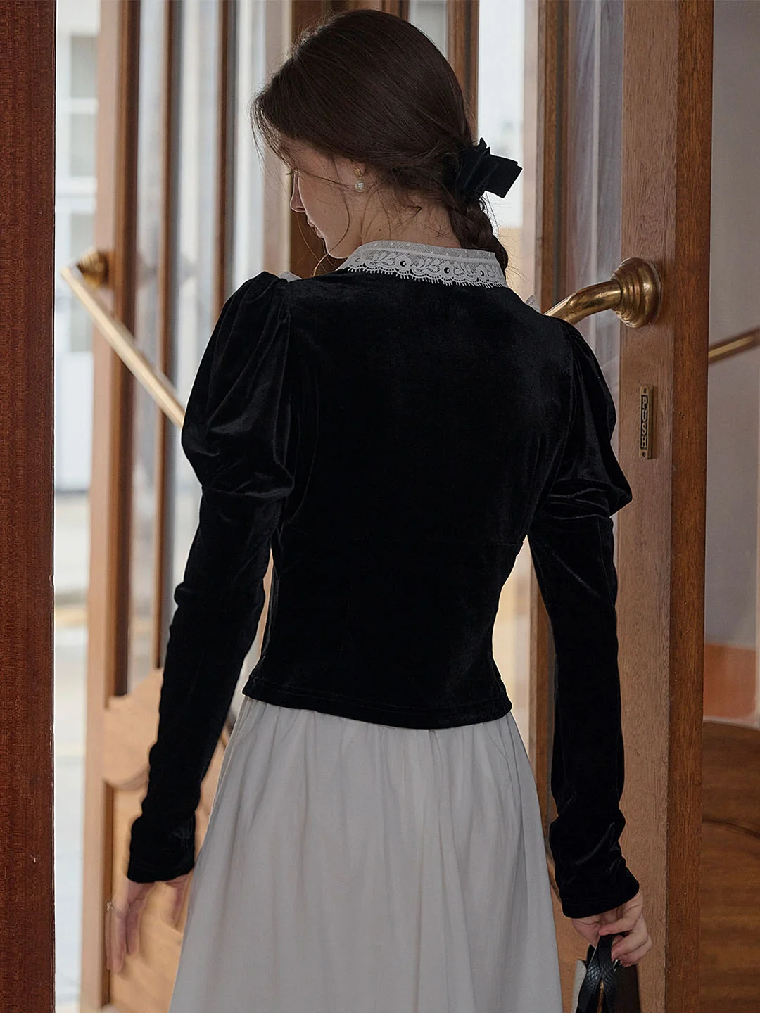 Magnolia Doll Collar Lace Paneled Puff Sleeve Velvet Blouse