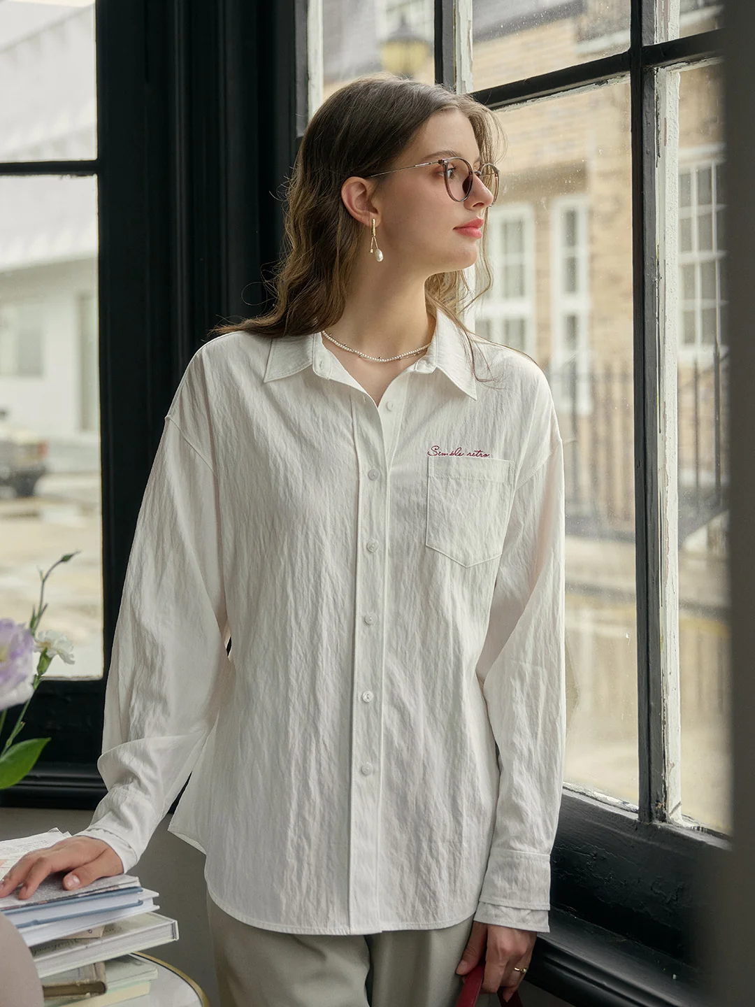 Estrella Classic Lapel Contrast SR Logo Embroidered Pocket Shirt - White