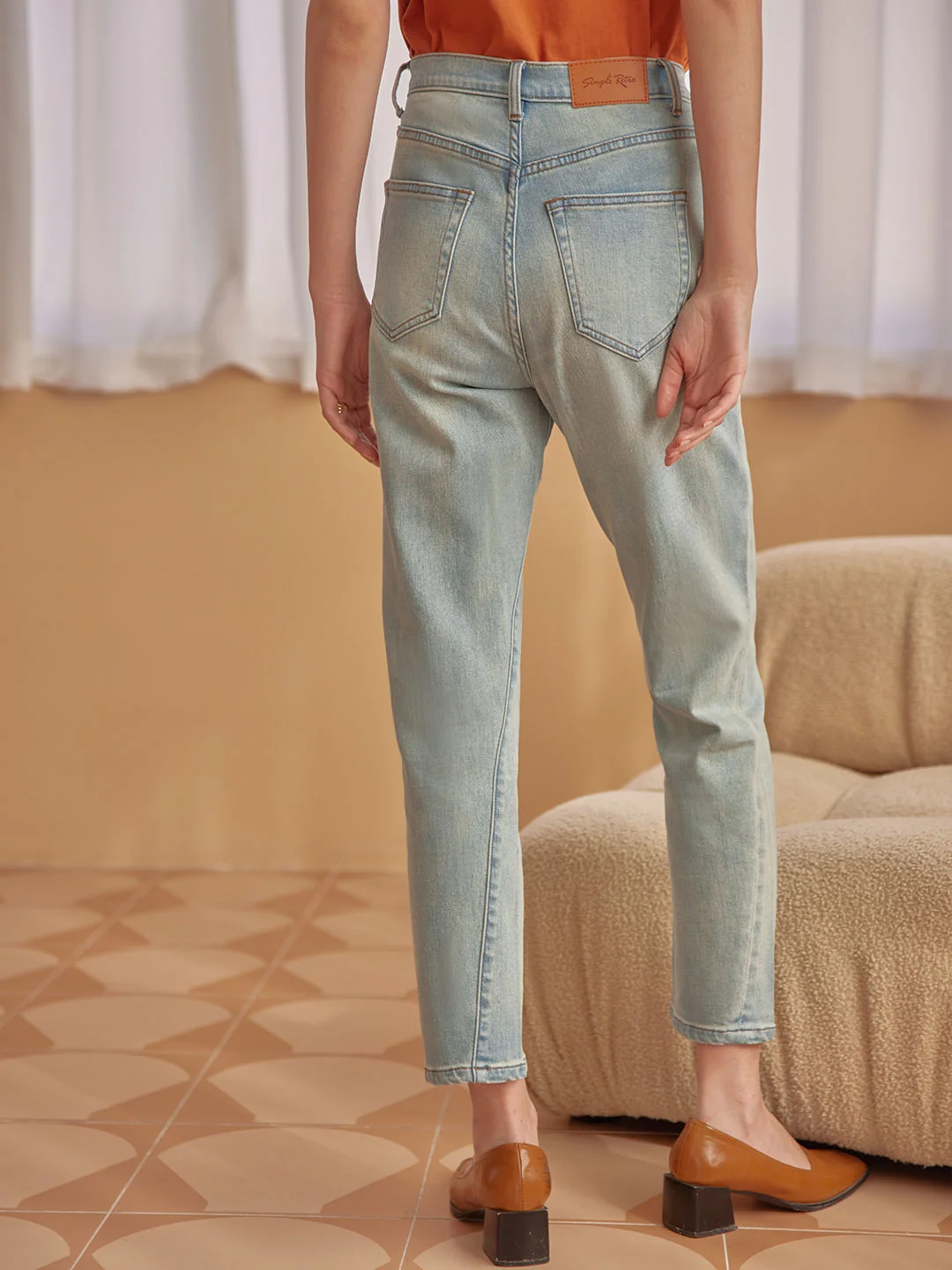 【Final Sale】Gemma High-Waisted Jeans - Light Blue