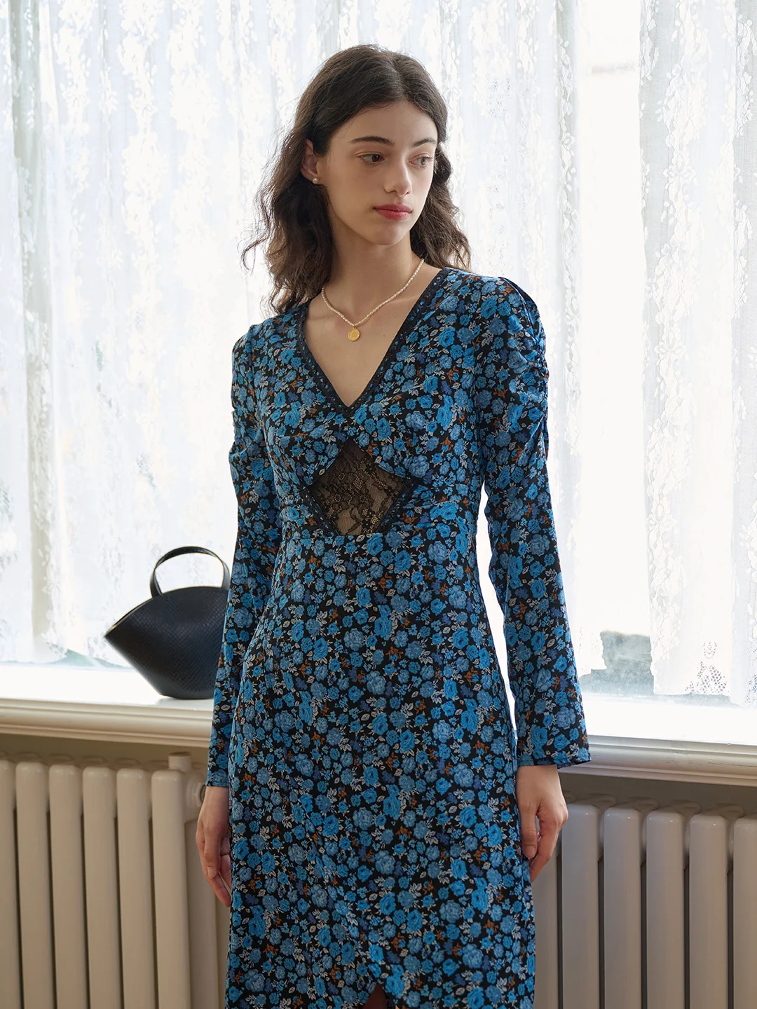 【Final Sale】Kenna V-neck Hollow Lace Paneling Irregular Hem Dress