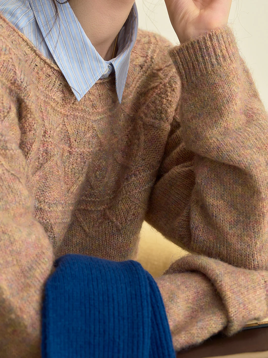 Aspyn Classic Round Neck Knitted Wool Sweater - Dark Red