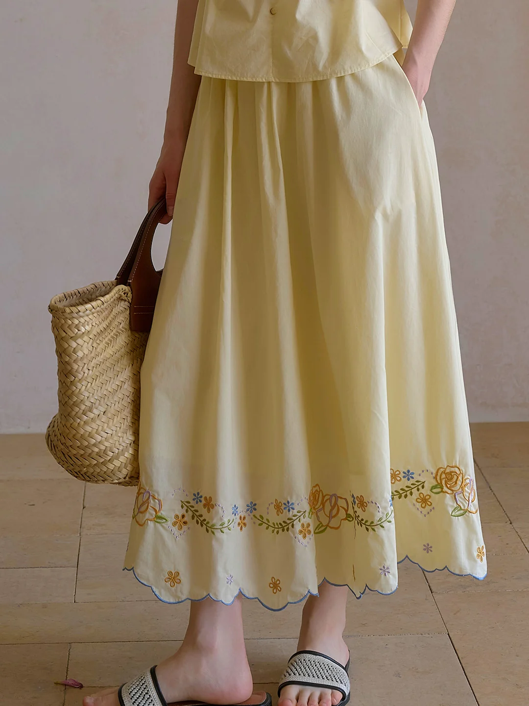 Margaret V-Neck Waist 100% Cotton Blouse