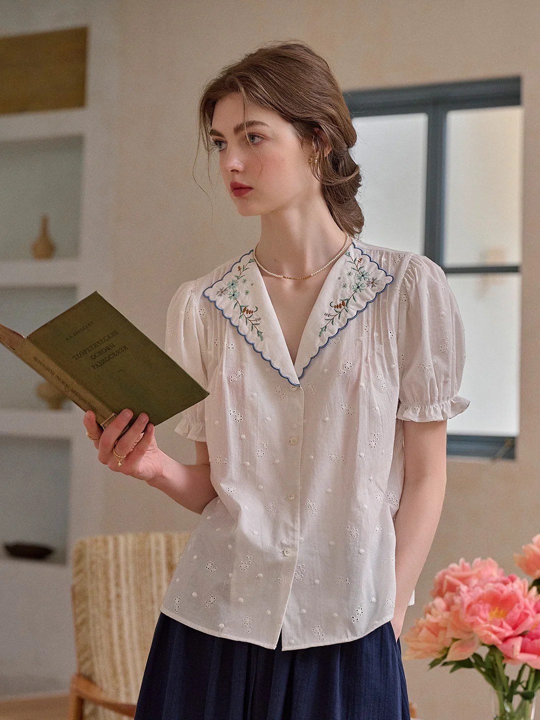 Lainey V-Neck Embroidery 100% Cotton Blouse