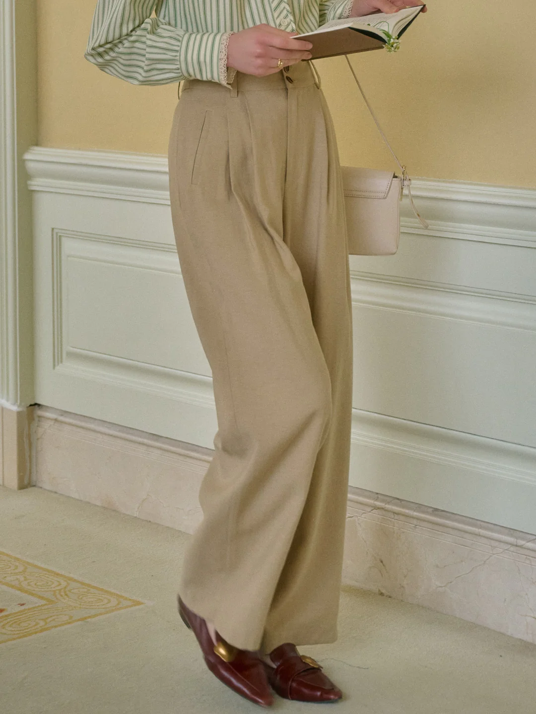 Karina Khaki Linen Trousers
