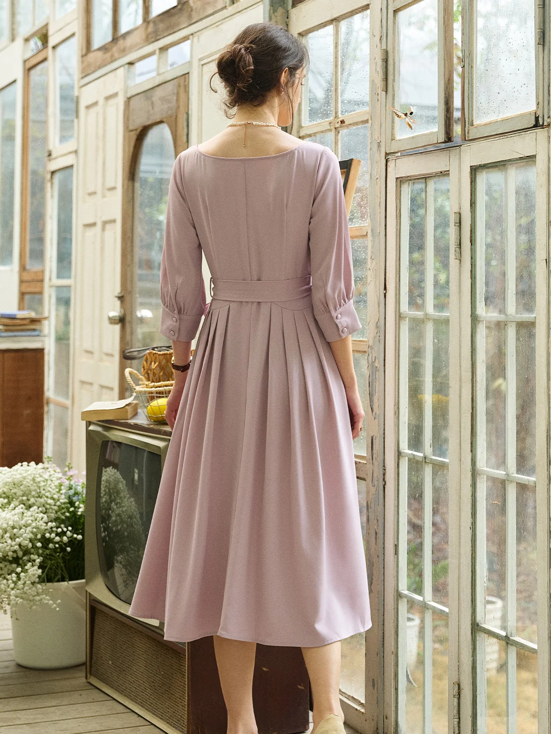 Katelyn Simple V-Neck Dress