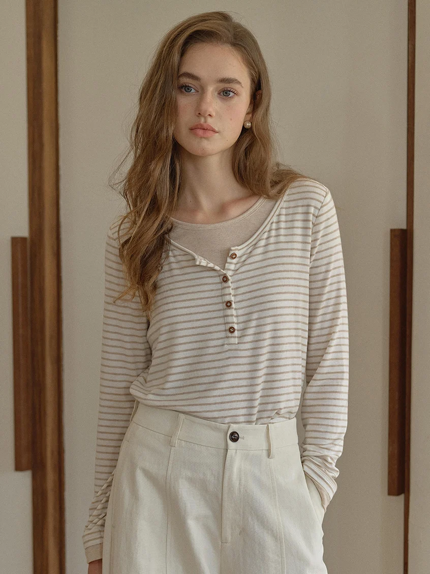 Blaire Round Neck Two-Tone Layered Blouse