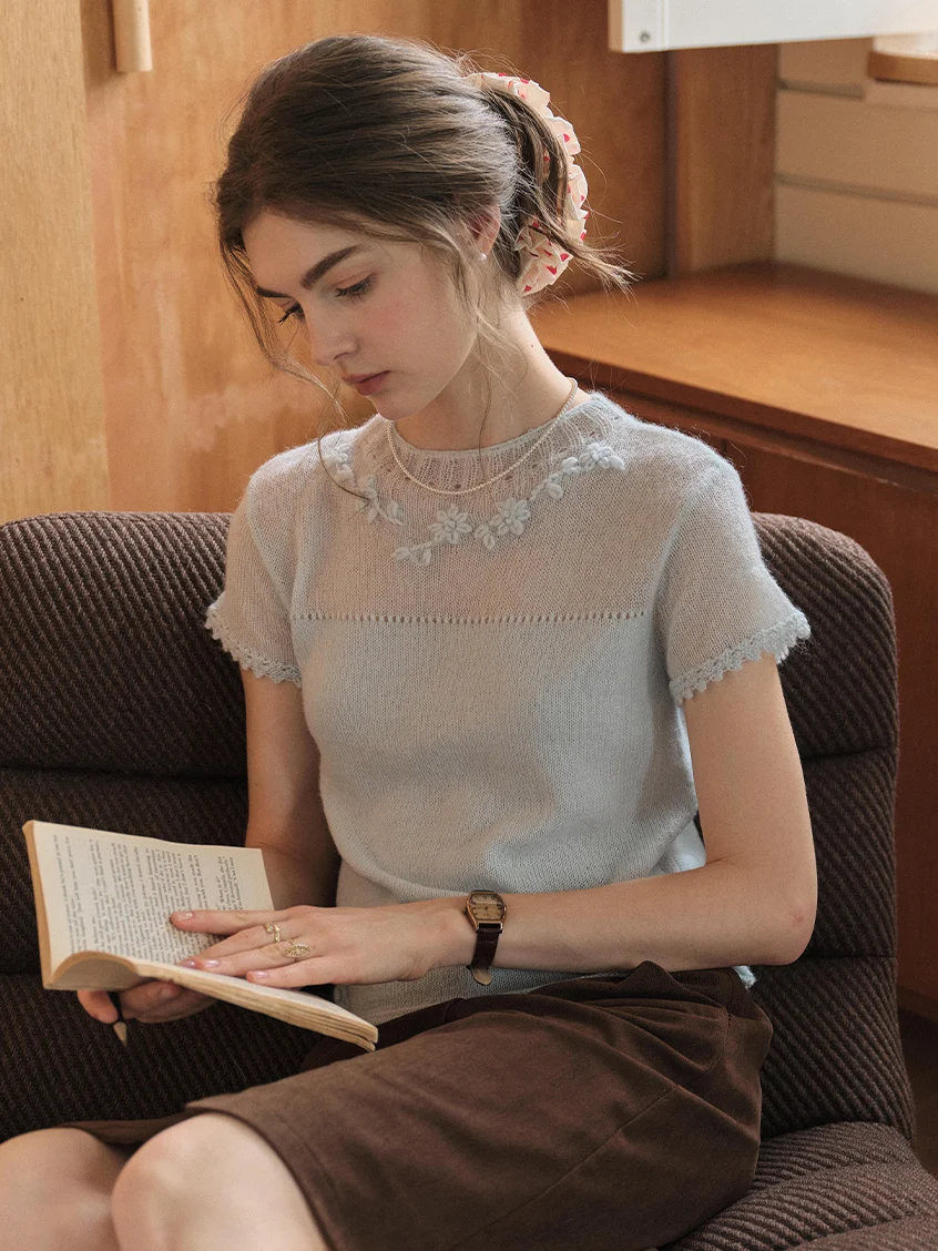 Ellianna Round Neck Lace Embroidery Knitwear