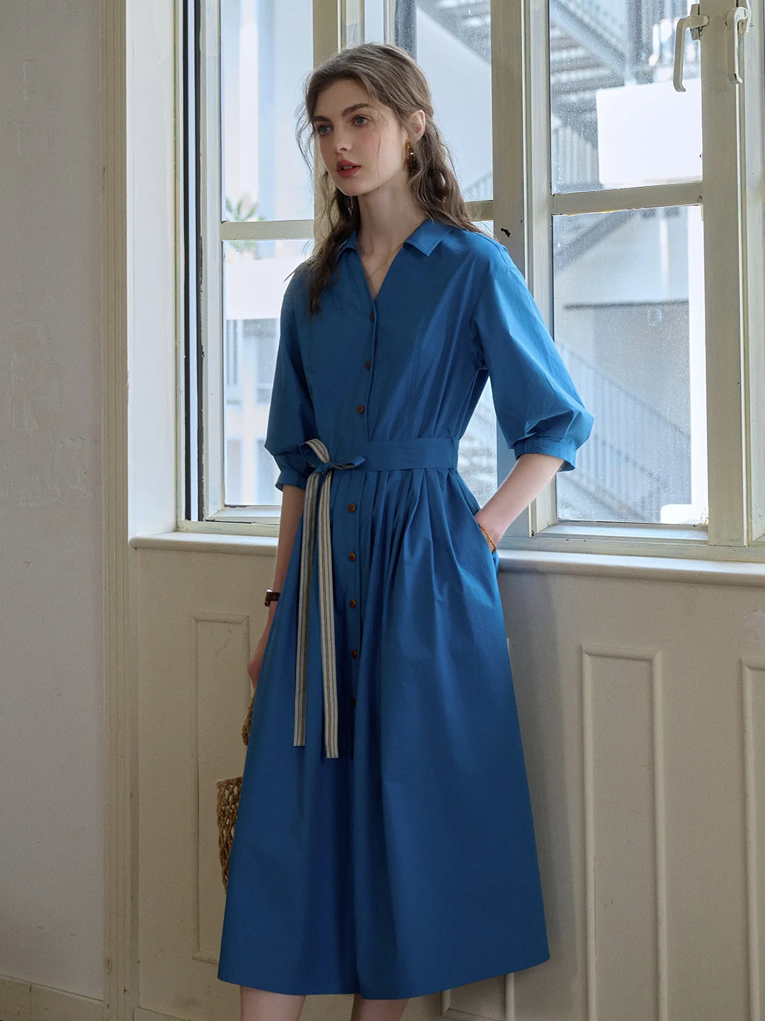 Dolly V-Neck 100% Cotton Dress
