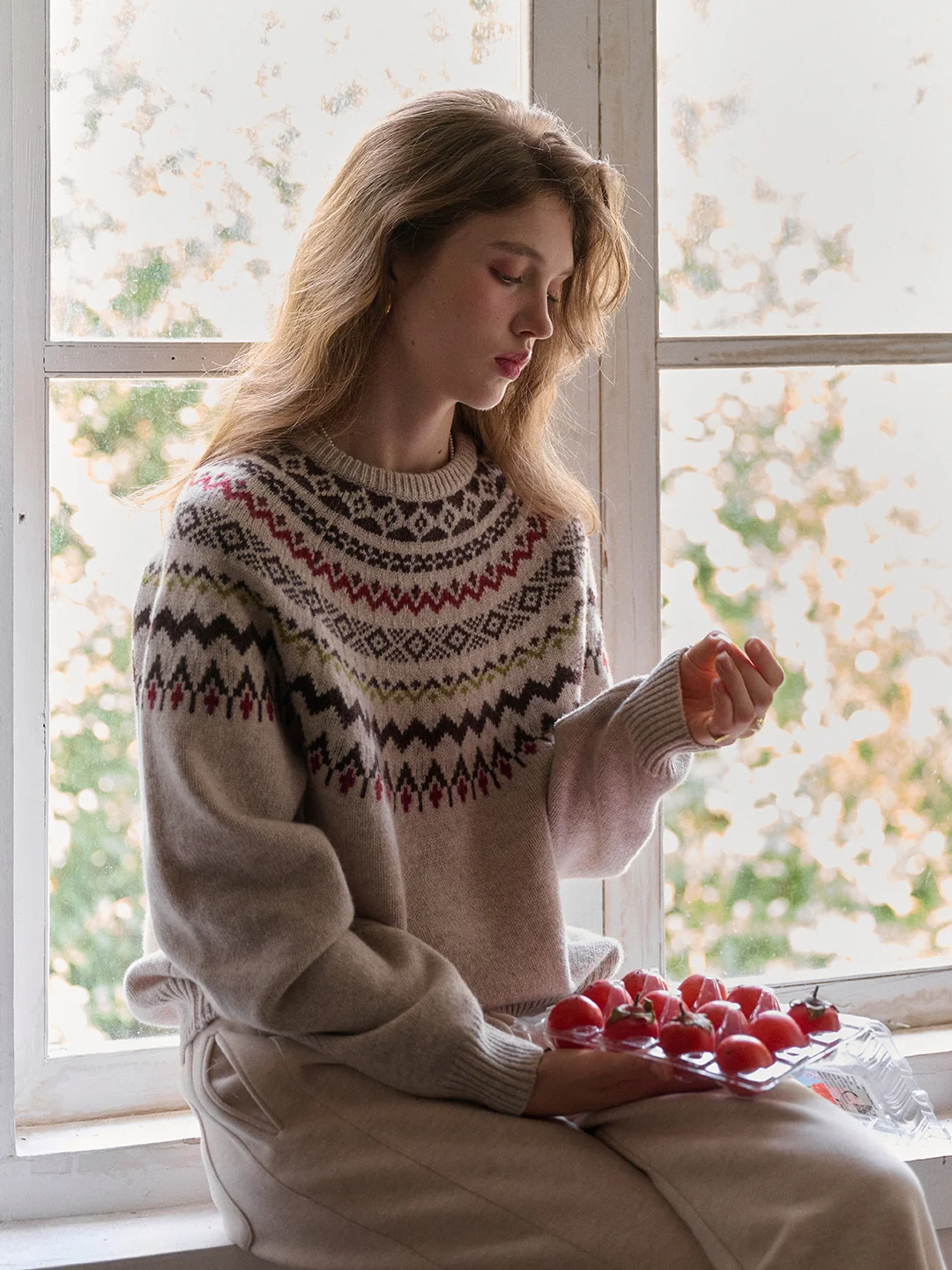 Aliza Round Neck Fair Isle 100% Wool Sweater