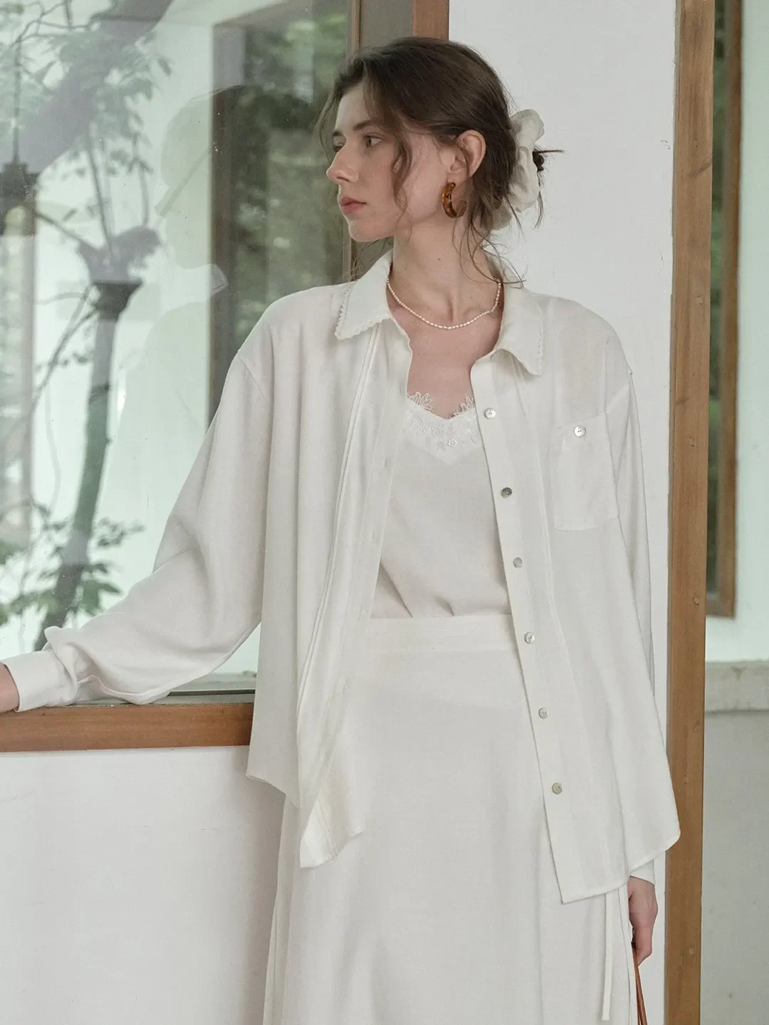Carla Lace Collar Linen Shirt