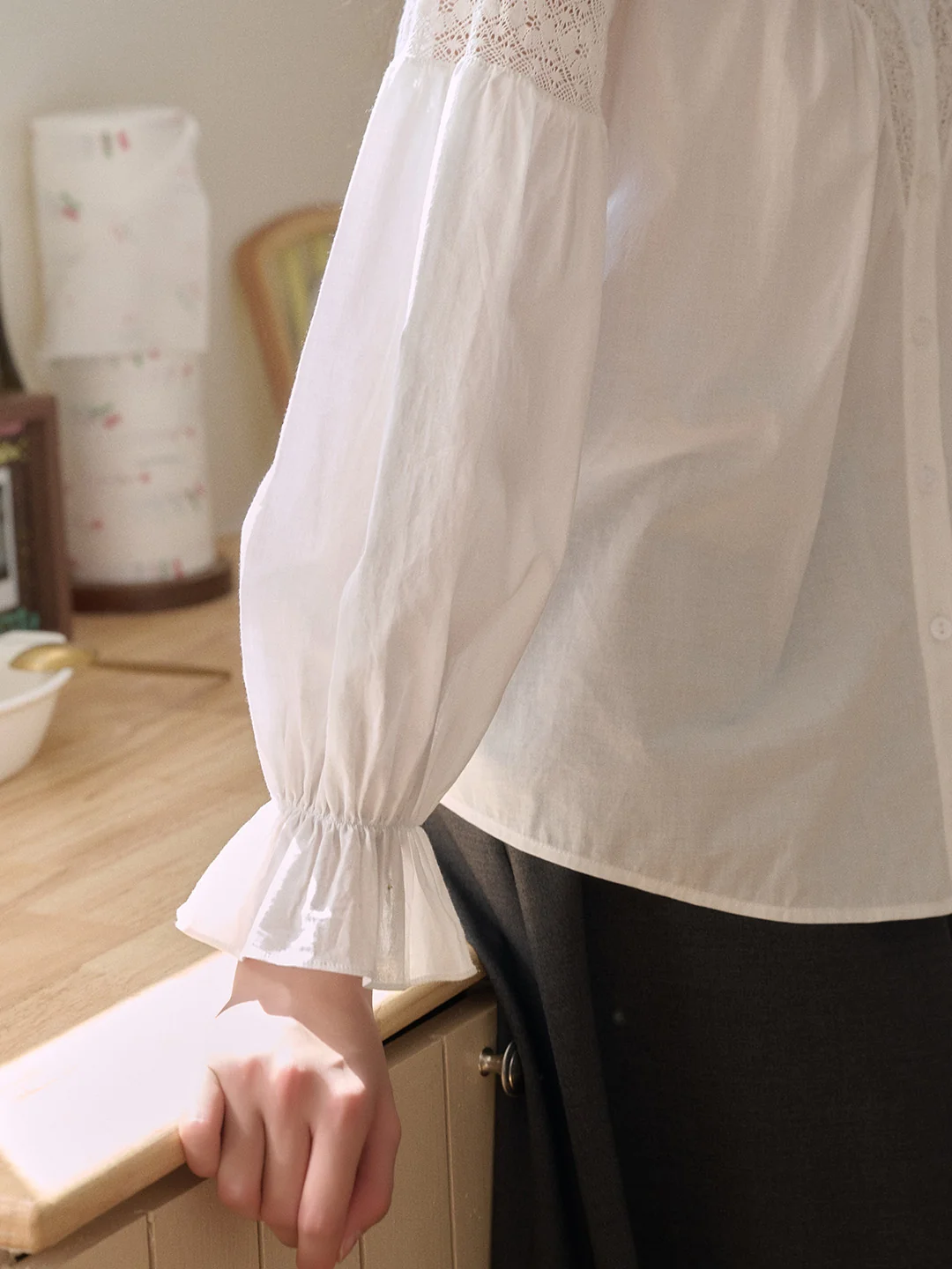 Mabel Round Neck Lace Hollow Blouse
