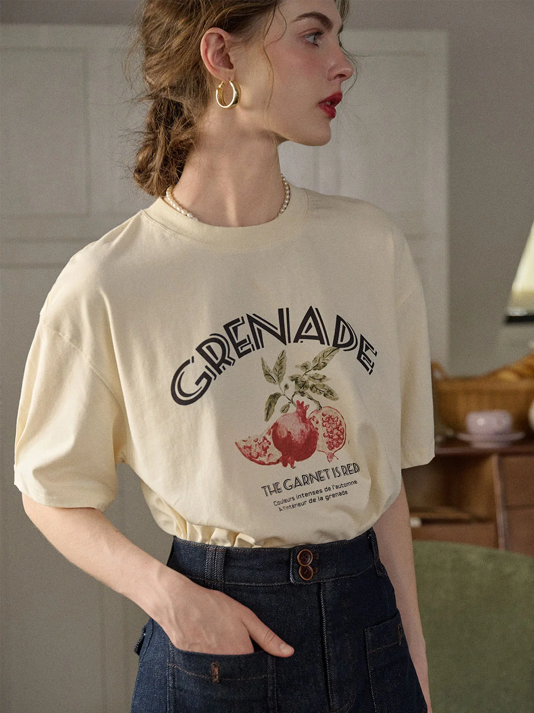 Amirah Classic Crew Neck Pomegranate Print Cotton T-shirt