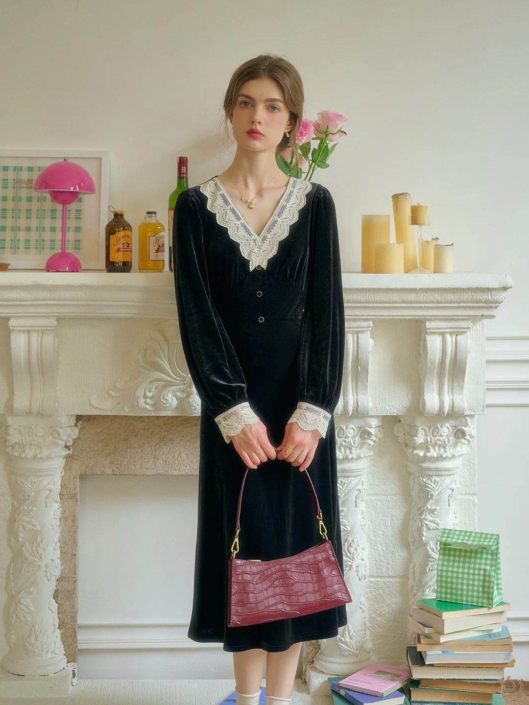 Kristen Elegant V-Neck Contrasting Lace Velvet Dress