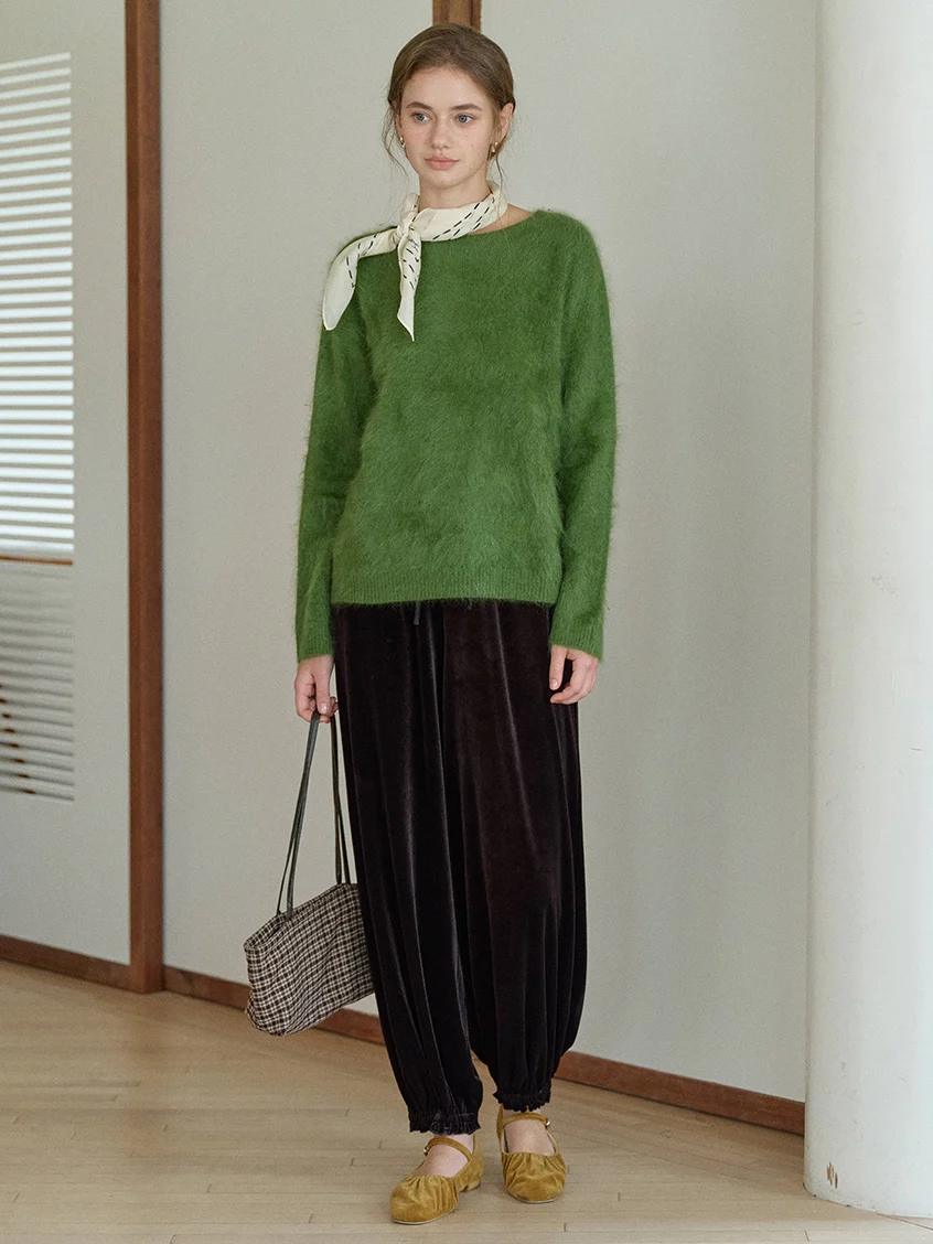 Tru Cloud-Soft Wool Round Neck Sweater Grass Green