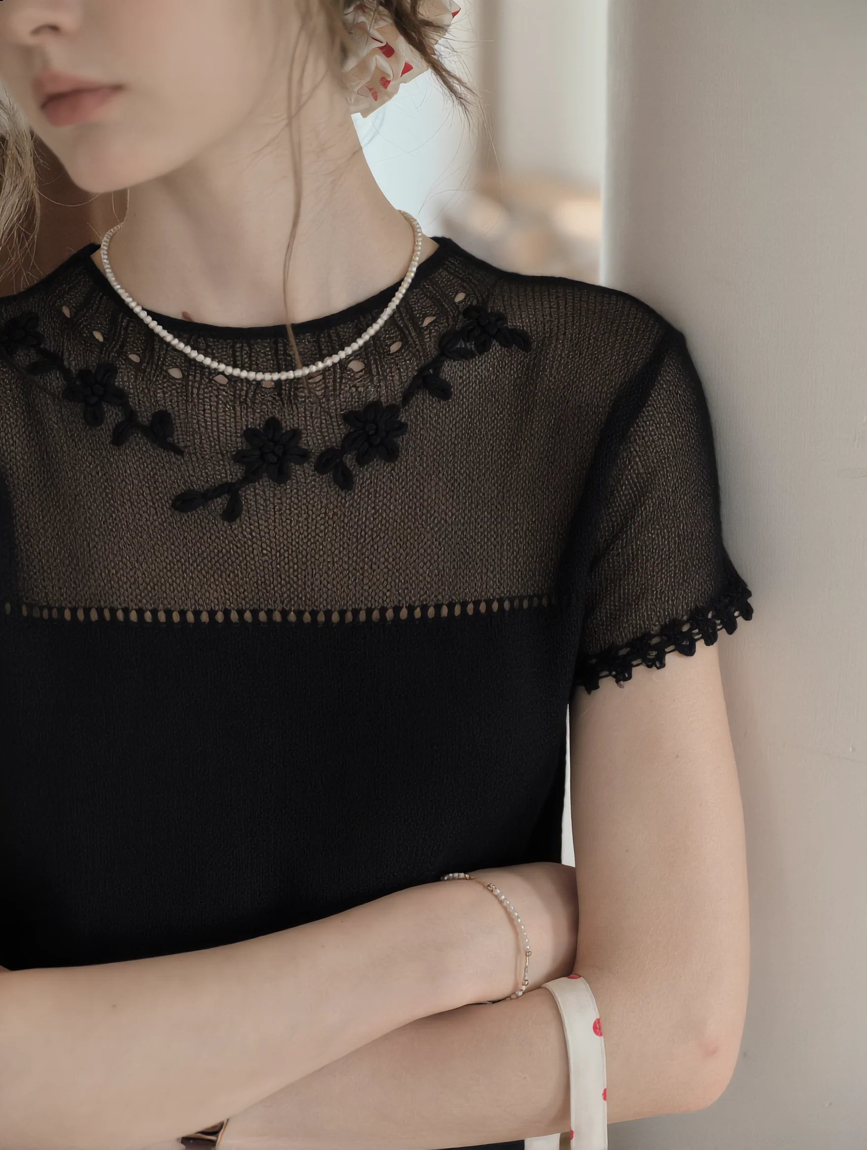 Ellianna Round Neck Lace Embroidery Knitwear