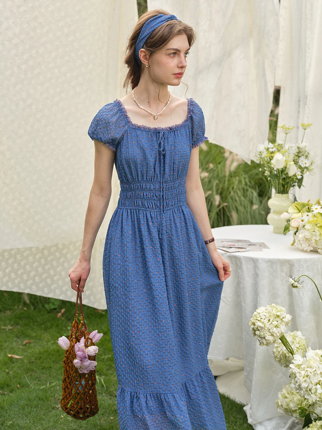 Carmen Sweetheart Neck Puff Sleeve Dress