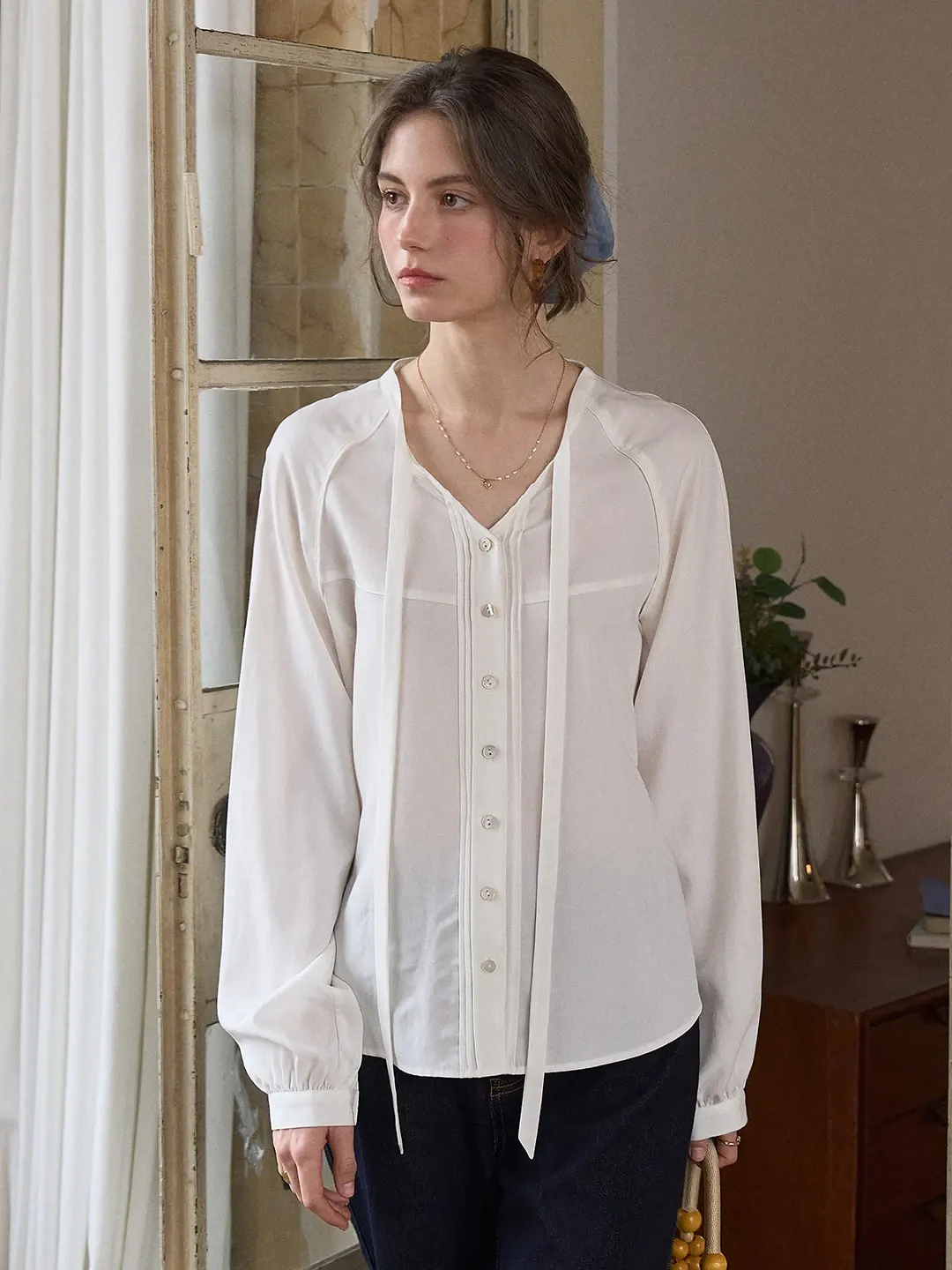 【Final Sale】Saoirse Tie Collar Linen Blouse