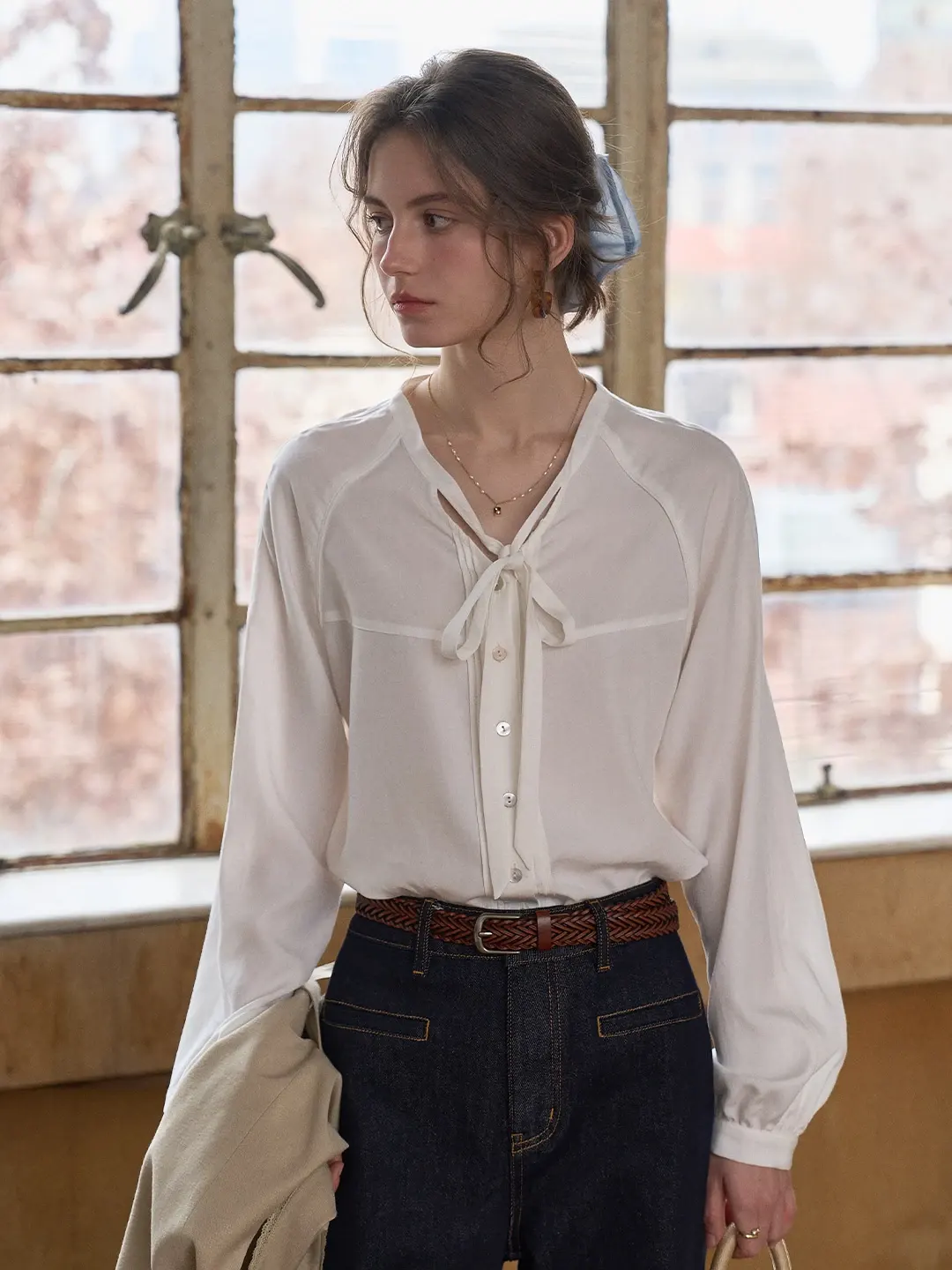 【Final Sale】Saoirse Tie Collar Linen Blouse