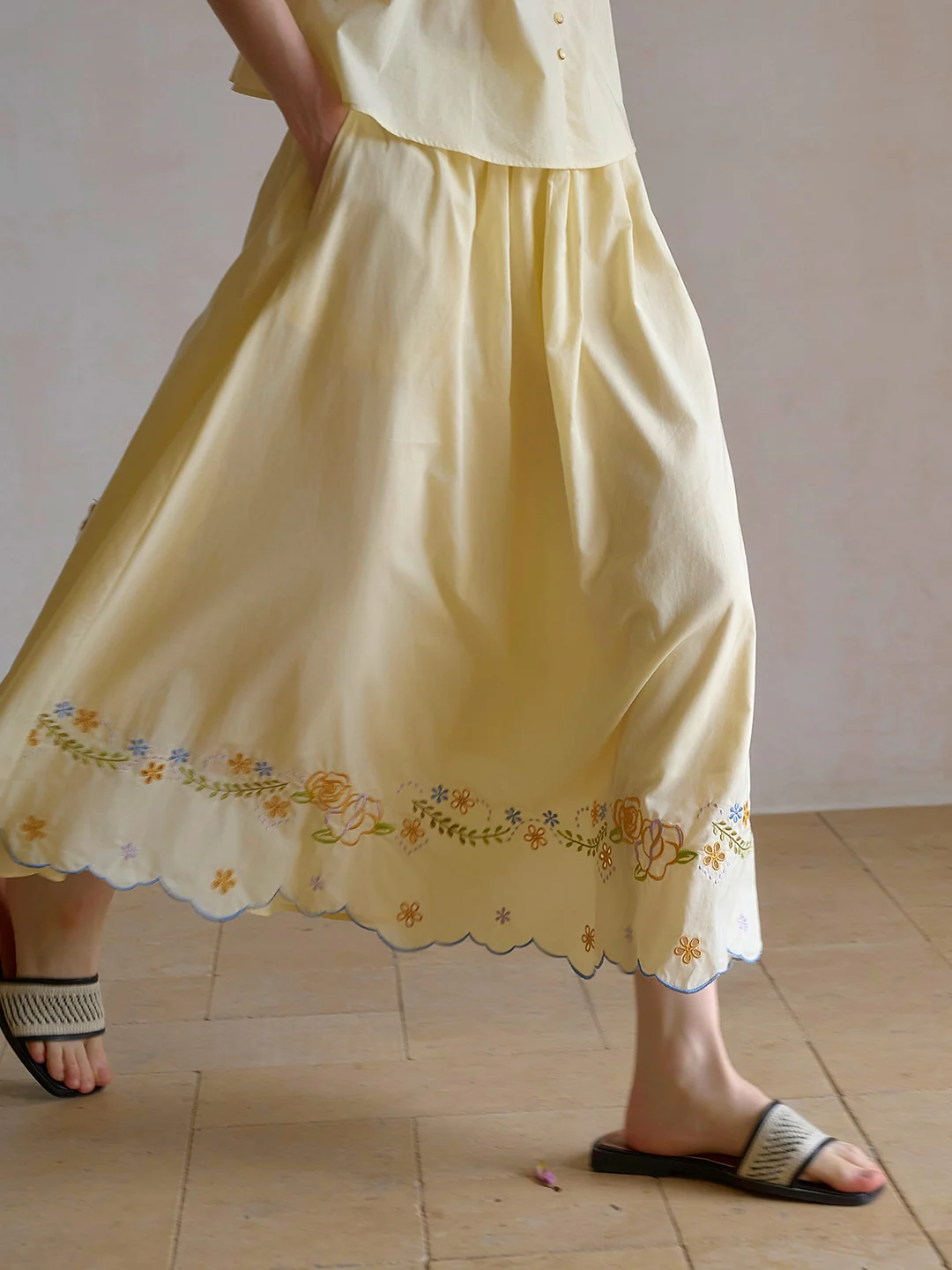 Margaret V-Neck Waist 100% Cotton Blouse